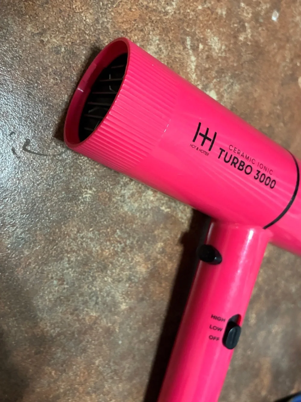 Hot & Hotter Ceramic Ionic Hair Dryer - Hot Pink